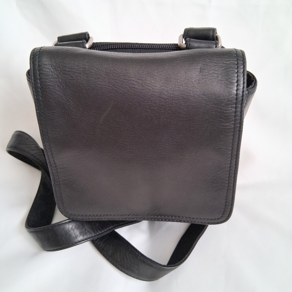 Hobo International Black Leather Men's Flap Shoulder Bag